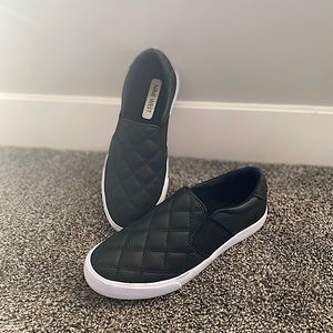 Nine West, Size 7M, Black flats